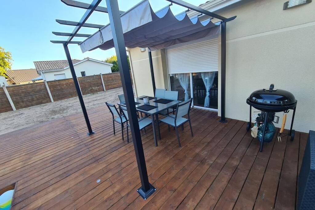 Agreable Maison Entre Bordeaux Et Le Bassin Saint-Jean-d'Illac Eksteriør billede