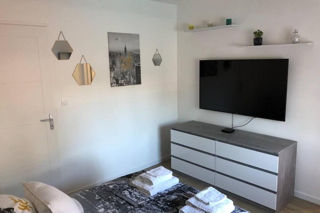 Agreable Maison Entre Bordeaux Et Le Bassin Saint-Jean-d'Illac Eksteriør billede