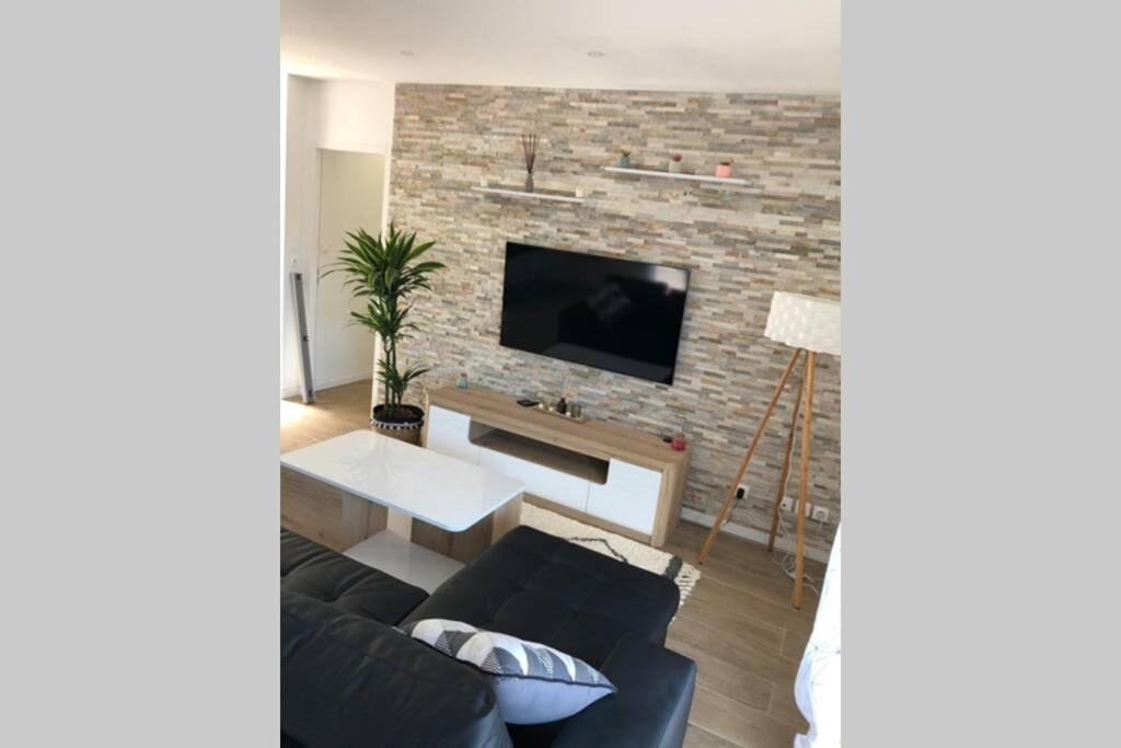 Agreable Maison Entre Bordeaux Et Le Bassin Saint-Jean-d'Illac Eksteriør billede